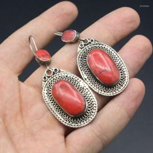 Dangle Küpeler Vintage Kırmızı Oval Taş Kadınlar Moda Gümüş Renk Metal Damla Küpe Bohem Kız Parti Takı Hediyeleri