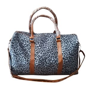 European Travel Bags Colorful Leopard Print Travel Bag Fashion Women's Buggy Bags Short Trip Portable