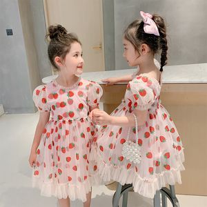 Mädchenkleider Kinderkleidung Mädchen Sommerkleid Kinderkleidung Puffärmel Rosa Erdbeer Prinzessin Kleid Vestidos Kleinkind Teen Kleider 230519