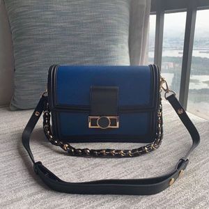 Designer Flap Bag Luxury Crossbody Bag 25cm äkta läder axelväska Delikat knockoff -kedja med Box YL032