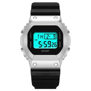 Zegarwki LED Digital Black Plastic Watches Męski sportowy zegarek Luminous wielofunkcyjny na rękawie Mężczyźni Relij Bayan Saatwristwatches