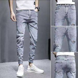 Dżinsy 2022 Wiosenne i jesienne dżinsy męskie Slim Fit Curny Korean Style jasny kolor AllMatching Red Casual Pants