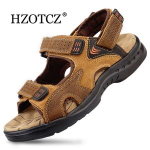 صندل صغير من جلد الغزال المصنوع من الجلد الصندل Hombre Cowwhide Male Summer Shoes Slippers Outdoor Sandals Men Men