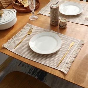 Bordmattor Nordic Jute Tassel Placemats Termisk isolering Värmebeständig matmatta Modern köksdekor för plattor