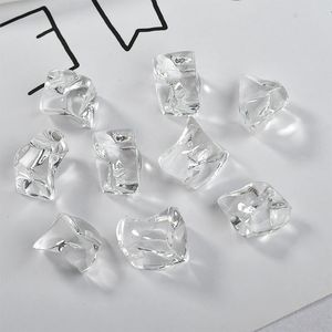 Crystal Summer Style 100pcs/Lot Irregolari cubetti di ghiaccio piccoli perle in resina trasparente Orecchie di gioielli fai -da -te/abbigliamento/accessorio bracciale