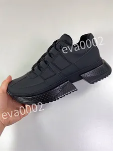 2023 Top Luxurys designer män kausal skor mode kvinna läder snörning plattform sula sneakers vita svarta män kvinnor