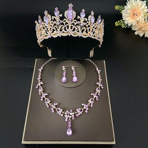 Zestawy 1 zestaw biżuterii panny młodej Tiary ślubne Kolczyki do szyi dla kobiet Inkrustowane Diamentowe Korony Luksusowe haczyki ucha Noiva Wisidant Jewelry