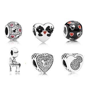 Charms Nya 100% 925 Sterling Silver Charm Piercing Heart Hollow Crystal Fit European Women Diy Armband Pärnfabrik Partihandel