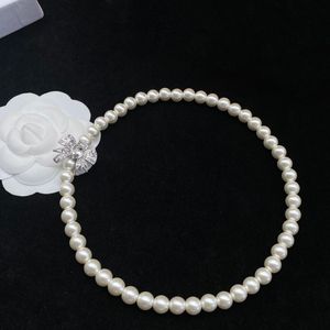 Necklaces Fashion Luxury Women Pearl Necklace Cute Bow Rhinestones Chokers Sweet Bead Necklace Jewelry Wedding Gift