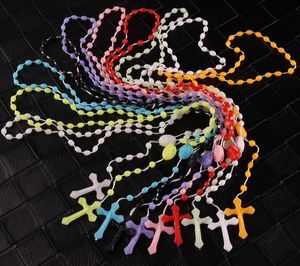 Collane Rosario di spedizione gratuita Collana del rosario Rosario di plastica Rosario religioso 100 pezzi I gioielli di moda possono MESCOLARE il colore (100 pz/lotto)