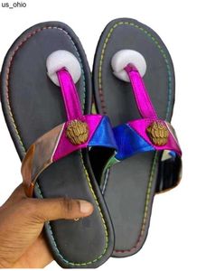 Terlik Kurt Geiger Flip Flops Terlik Kadın Sandalet Dikiş Lüks Gökkuşağı Takip Tasarımcı Slaytlar Düz Ayaklar Kartal Kafa Elmas Toka Plus J230520