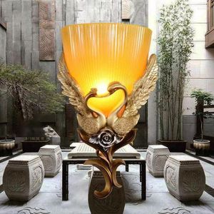 Lâmpada de parede sofidade de sofrimento cisne contemporânea liderou a iluminação criativa romântica de ouro para casa para casa decoração do quarto da sala de estar