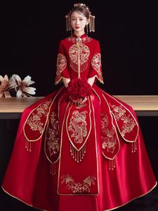 Etnisk kläder kinesisk stil Ancient Wedding Dress Bride Red utsökta paljetter Cheongsam Traditionell Tassel Qipao