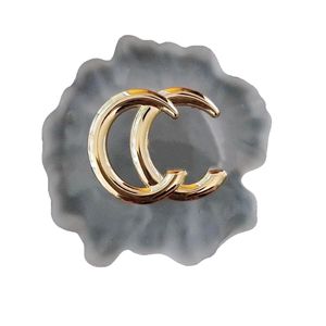 GLogo Stamp Marke Designer-Broschen, Anstecknadeln, 18 Karat Gold, Silber, Abzeichen, Brosche, Designer-Schmuck, Geschenk, Flip-Kragen-Anstecknadeln, Unisex, vielseitige Kleidernadeln, Vintage-Brosche in Schwarz