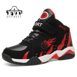 Scarpe da ginnastica di marca Scarpe sportive per bambini Scarpe invernali da basket per ragazzi Autunno Scarpe da corsa in pelle impermeabili per esterni Scarpe da ginnastica durevoli antiscivolo in pelliccia 230520