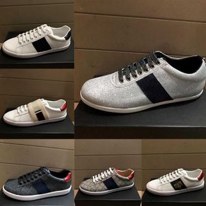 Tênis de marca tênis sapatos casuais para homens e mulheres Trump Card 1977 Bordado de animais Slide Sneakers Shoes brancos clássicos tênis de tela listrada de lona 35-46