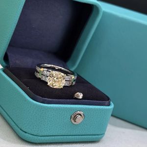 Designer-Ring, Luxusringe, modische Diamantringe für Damen, klassischer Schmuck, gelbe Diamanten, Urlaubsgeschenke, hoch