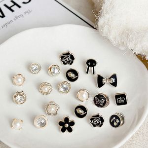 10pcs düğmesi broş seti taklit inci rhinestones pin ceket kıyafetleri hediye kadınlar için maruz kalma broşlarını önlemek