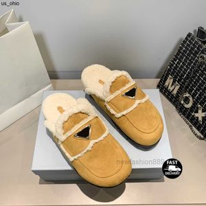 Slippers Winter Women Wool Slippers Thick Bottom Faux Fur Furry Fluffy Slides Half Loafer Flip Flop Bottom Cloudbust Trendy Sandals Solid Color Plush Embroidery Rub