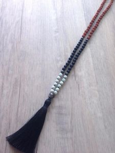 Pendanthalsband Bali Mist - Aventurine Onyx Mala Halsband 108 BEAD HAND Knutt Mala. TASSEL CHAKRA SMYCKE YOGA MEDI