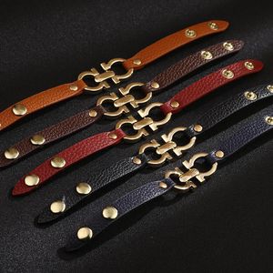 Bangle Charmsmic Spring New Design Female Leather Bracelets Office Lady Metal Clasp Brown Black PU Wristband Women Jewelry