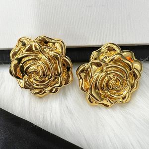 Huggie 2022 New Design Gold Color Classic Women Hoop Earrings Girls Fashion Earrings dubai African Large Flower Earring