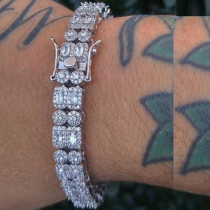 Bracciale Iced Out Bling Gioielli da uomo Micro Pave 5A Cubic Zirconia a forma geometrica CZ Cluster Bracciale tennis per uomo