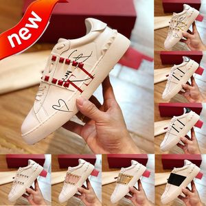 Men Designer Designer Bute Open Untitled Studs Sneaker Mens Luksus Be My Red Studs Black Obcowanie Srebrny różowy skórzany buty płaski zespół Rutenum Metallic Treners