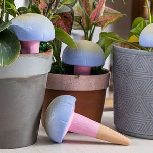 Watering Equipments 4Pcs Fantastic Mushroom Automatic Plant Dripper Garden Yard Lawn Flower