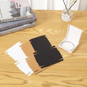 Lådor 30st White Black Kraft Paper smycken Presentförpackning Package Holder Lagring för örhänge Halsband Tillbehör bröllop grossistbulk