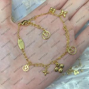 Fashion Classic Flower Charm -armband Bangle Chain 18K Diamond för flicka Bröllop Moderdag Bra gåvor
