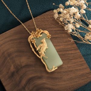 Necklaces New China Style Design Classic Women Necklaces Copper Gold Plated Magpie Flower Branch Green Square Hetian Jade Pendant Necklace