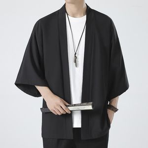 Abbigliamento etnico Cardigan da uomo giapponese Kimono Camicia orientale Mantello Yukata Costume tradizionale da samurai Taglie forti Protezione solare allentata