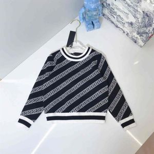 KDIS -tröjor Small Turtleneck tröja för pojkar och flickor Runda halströjor 2021 Autumn Winter Children's Warm Sweater255J