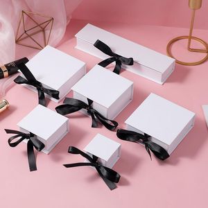 Boxes 12pcs/Lot Jewelry Gift Flip Paper Box Jewelry Packaging Display for Ring Watch Necklace Storange Display Wedding Gift