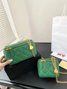 23p Fashion Love Golden Ball Box Bag Металлическая цепочка мини-сумка через плечо Классическая стеганая косметичка Женская косметичка Сумки для губной помады с зеркалом 18/12 см