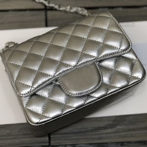 10a spegelkvalitetsdesignväskor 17 cm mini fyrkantig klassisk klaffväska kvinnor handväska riktig läder kaviar lammskinn silver quiltad handväska crossbody axel kedja låda väska