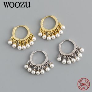 Huggie Woozu Geometry Round White Pearl Tassel Hoop Earrings 925女性のためのスターリングシルバー