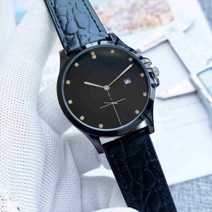 AAA Brand Man Designer Watch Automatic Quartz 40 -мм кожаная часовая группа классические наручные часы.