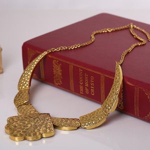 Colares pendentes de cor dourada de cor de ventilador maxi de colar de gargantilha geometria de geometria design pingente de pendente de colarinho étnico jóias femininas jóias