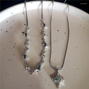 ペンダントネックレス2pcs kpopパンク不規則な星clavicleチョーカー