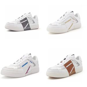 Valentine Shoes Top Quality Designer VT Tjock Sole Casual Shoes Sportskor Höjd Little White Shoes V Classic Series Importerade kalvläder Sneakers 86TR