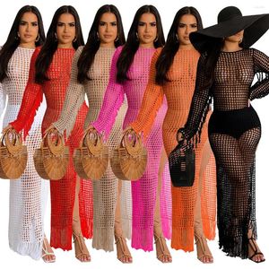 Повседневные платья купальные купальники для женщин Crochet Beach Crest Up Tassels High Slit Maxi 2023 Летние каникулы Long Swimwea