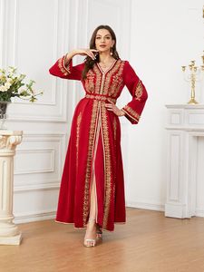 Ethnische Kleidung Roter Marokko-Kaftan-Kaftan für Hochzeitsfeier Ramadan Dubai Ostern Sonntag Pfingsten Kleid Musselin 2-teiliges Set mit Gürtel