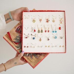 Серьги -серьги -гвоздики Advent Calendar 2023 для детей рождественские ювелирные изделия для девчонки девчонки Diy Gifring Gifring Gift Box