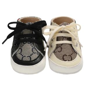 Baby Designers Buty nowonarodzone buty dziecięce buty płótno 6 kolorów Baby Boy Girl Miękki podeszwy butów Pierwsze spaceryk