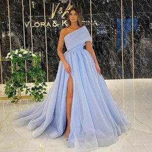 Vestidos de noite de noite de organza azul-céu um ombro de um ombro sexy e vestido de festas de tule lateral sexy tulle