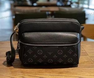 2023 NEW GGs Handbags Men Leather TRIO Messenger Bags Luxury Shoulder Bag Make up Designer Handbag Tote Man's bag louiseitys Purse viutonitys