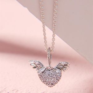 Halsband Julklapp Ban Pave Heart Angel Wings Halsband 925 Sterling Silver Jewelry Chain Pendant Halsband för kvinna Silver 925 smycken