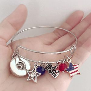 Bracelets 10pcs Snap Jewelry Patriotic Style Crystal Star USA Flag Bracelet Free Shipping Bracelets Wire Bangles Women GiftsPulsera